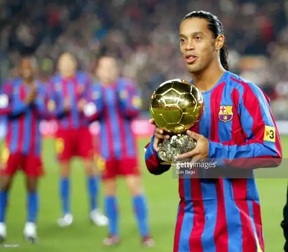 谦逊且充满 谦逊且充满